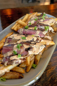 Towel City Tavern Steak Frites 800x1200